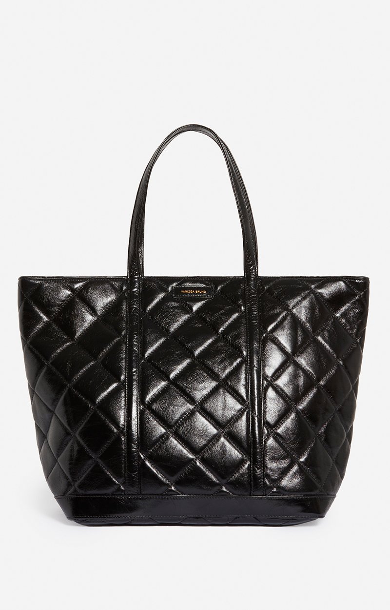 Quilted Leather XL Zipped Cabas Tote, Shoulder carry, zip closure