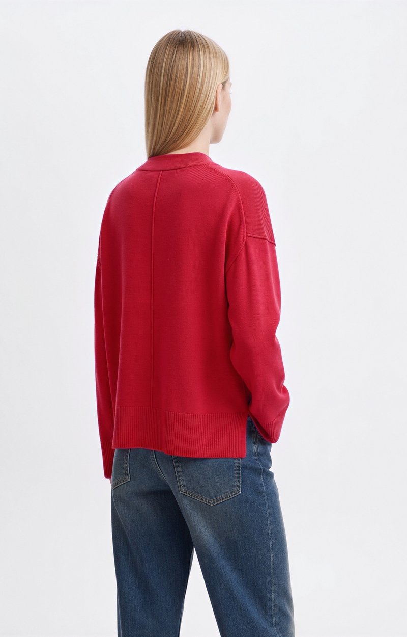 Hatis Sweater Round-neck sweater, centre-front seam RASPBERRY Vanessa Bruno