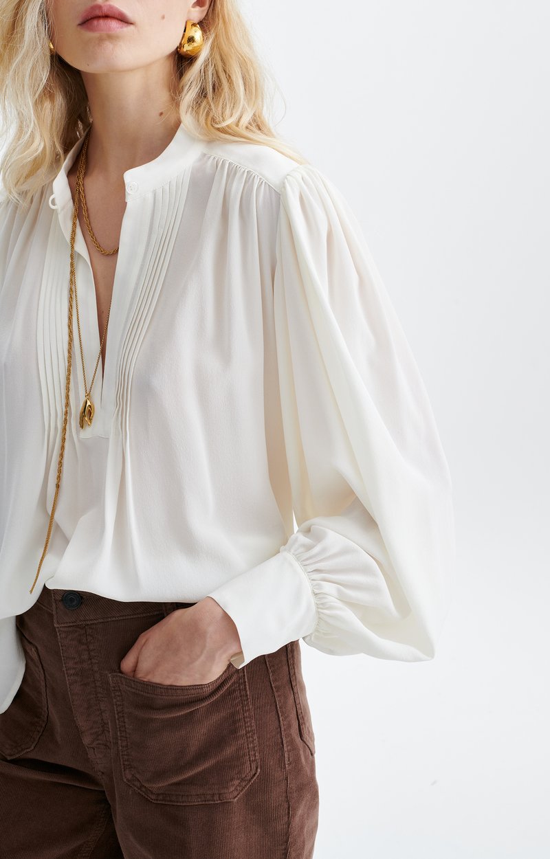 Helene Blouse Silk blouse with stand collar IVORY Vanessa Bruno