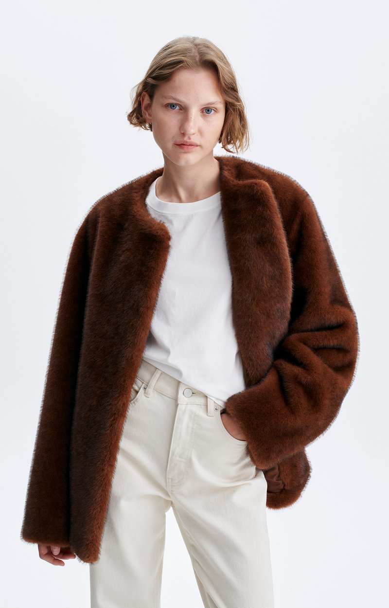 Fabu Jacket Short belted faux-fur jacket Ginger Vanessa Bruno