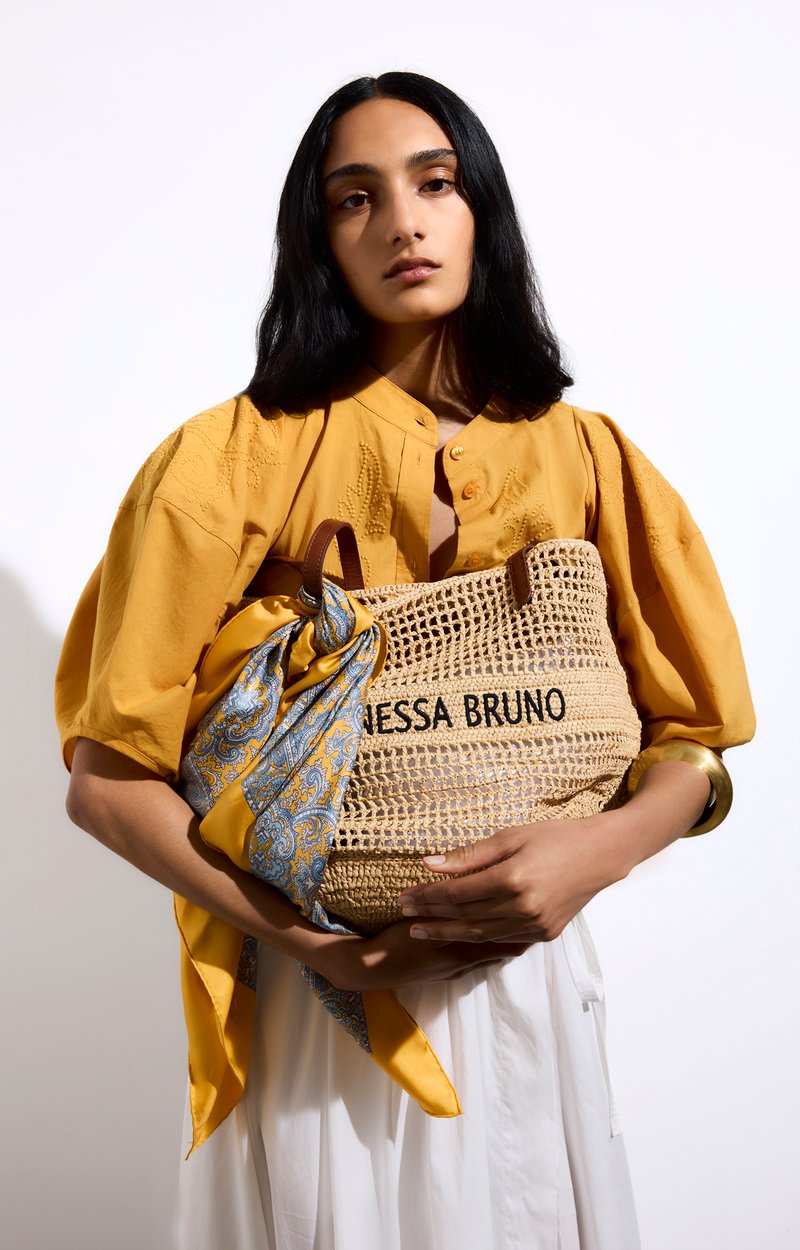 Panier En Raphia Fabriqu&eacute; &agrave; Madagascar, Anses Cuir VANESSA BRUNO