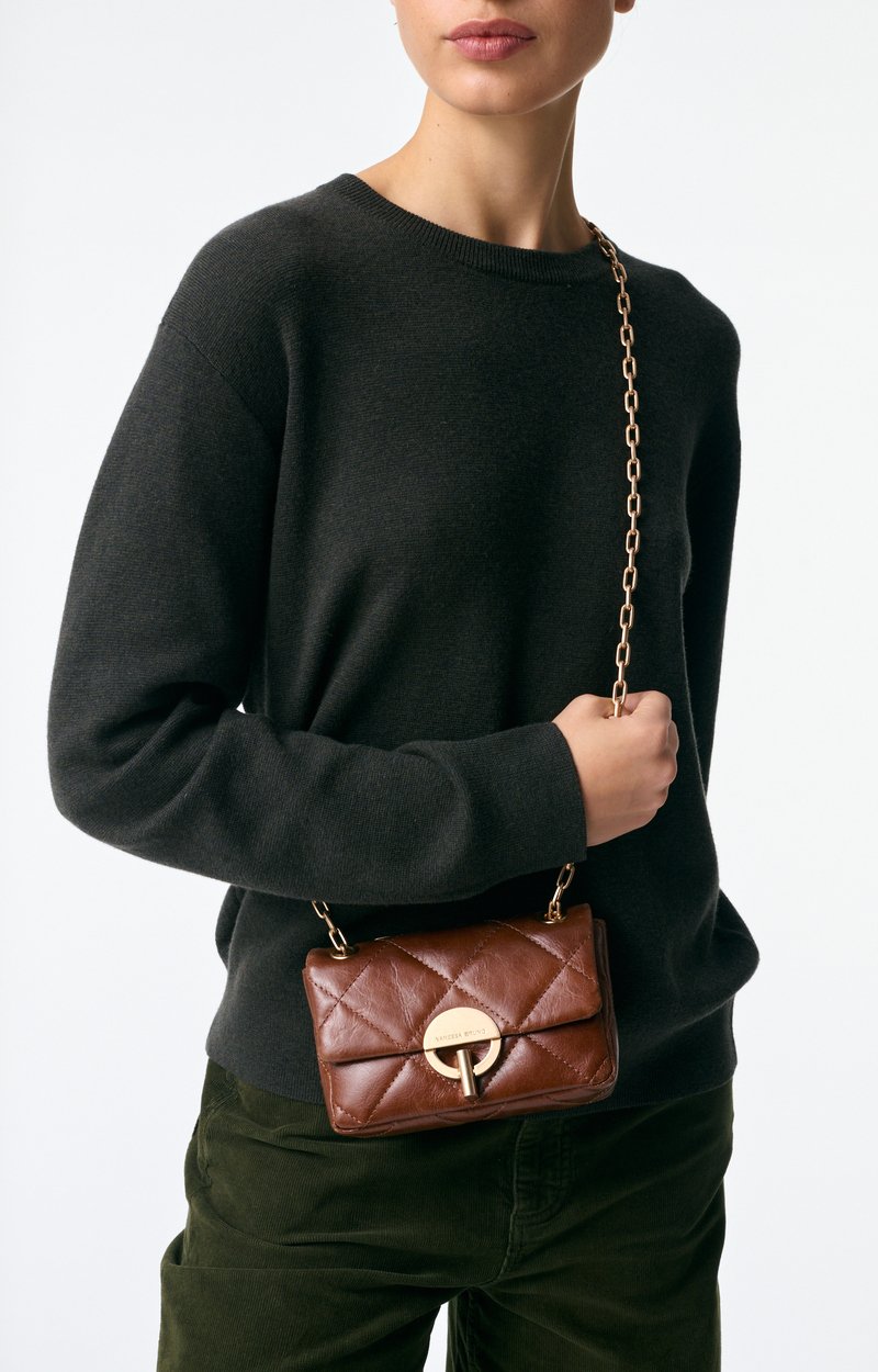 Petit Sac Moon En Cuir Craquel&eacute; Cuir craquel&eacute;, fermoir dor&eacute;, Made In Italie VANESSA BRUNO