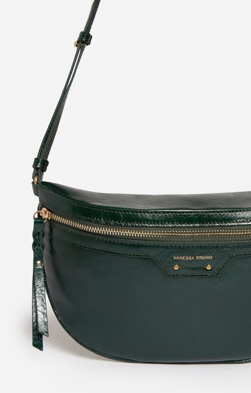 Sac Banane En Cuir Fabriqu&eacute; en Italie VANESSA BRUNO