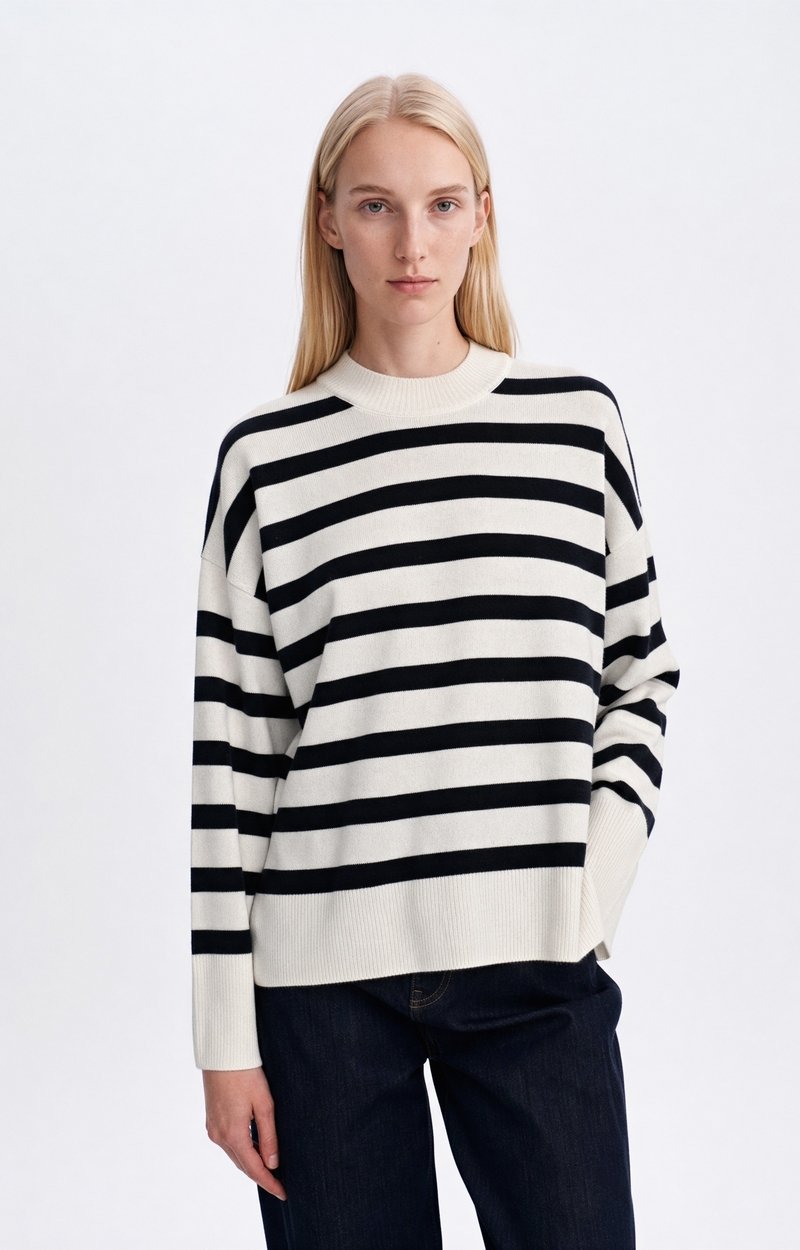 Pull Haris Pull ray&eacute; col rond en laine m&eacute;rinos VANESSA BRUNO