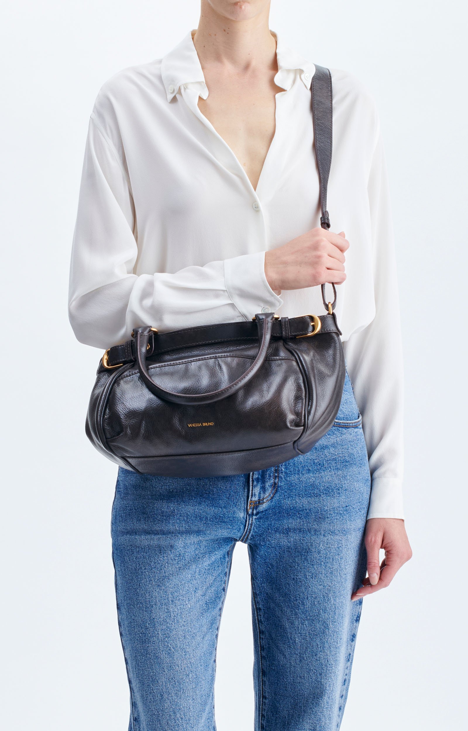Petit Sac Lune En Cuir Cuir effet vintage, &eacute;dition limit&eacute;e VANESSA BRUNO