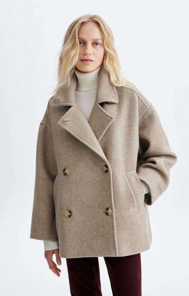 Manteau Ferman Manteau court en drap de laine, double boutonnage VANESSA BRUNO