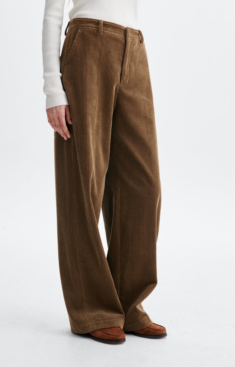 Pantalon Heric Pantalon large en velours c&ocirc;tel&eacute; VANESSA BRUNO