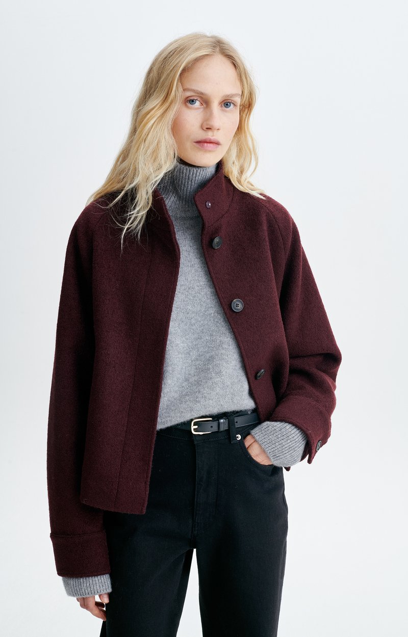 Veste Homer Veste courte en boucl&eacute; de laine, col montant VANESSA BRUNO