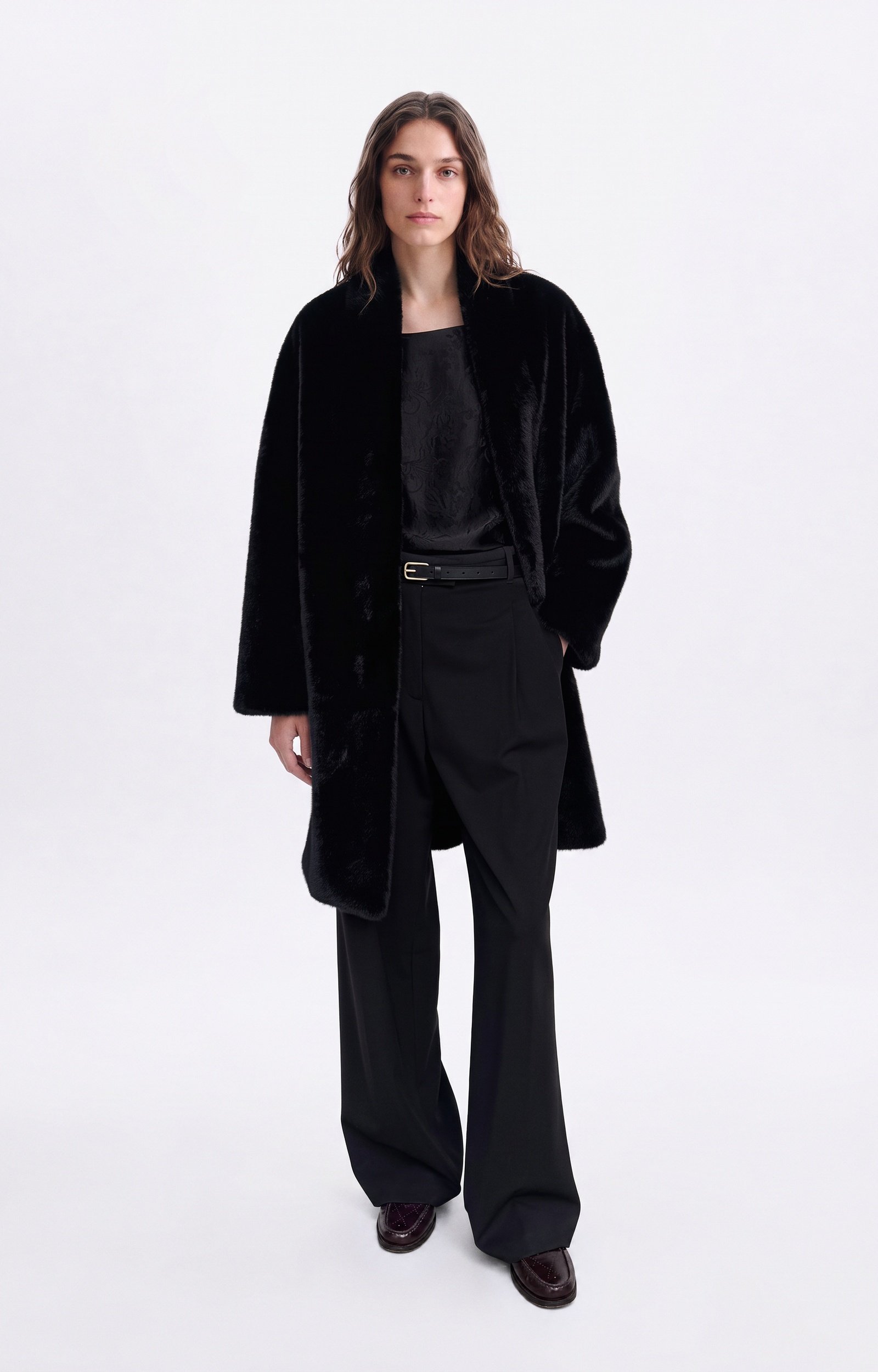 Manteau Hallen Manteau long ceintur&eacute; en fausse fourrure VANESSA BRUNO