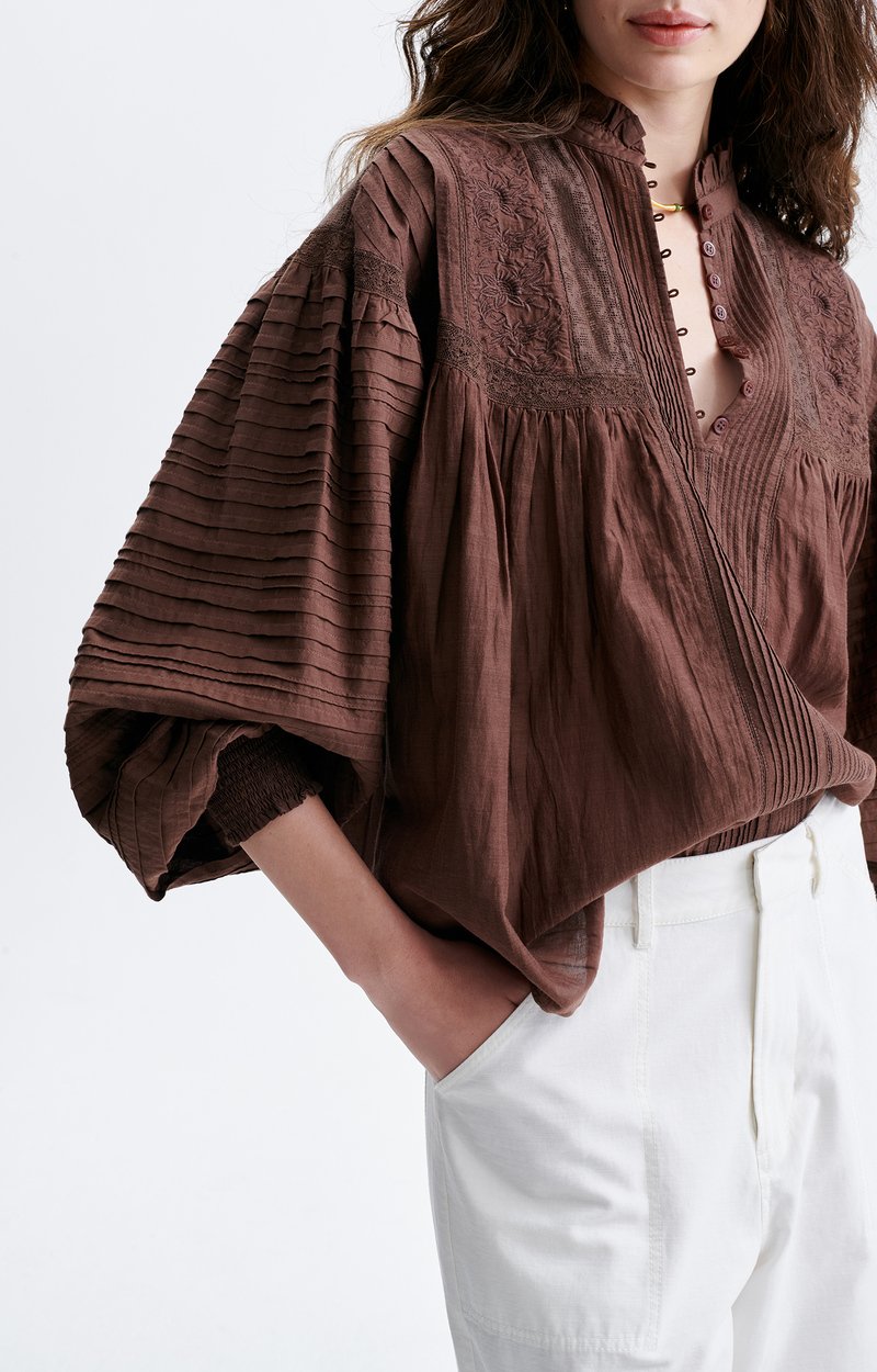 Dahlia Embroidered Blouse Cotton, Lace Embroidery, Cropped Fit Classic Brown Vanessa Bruno