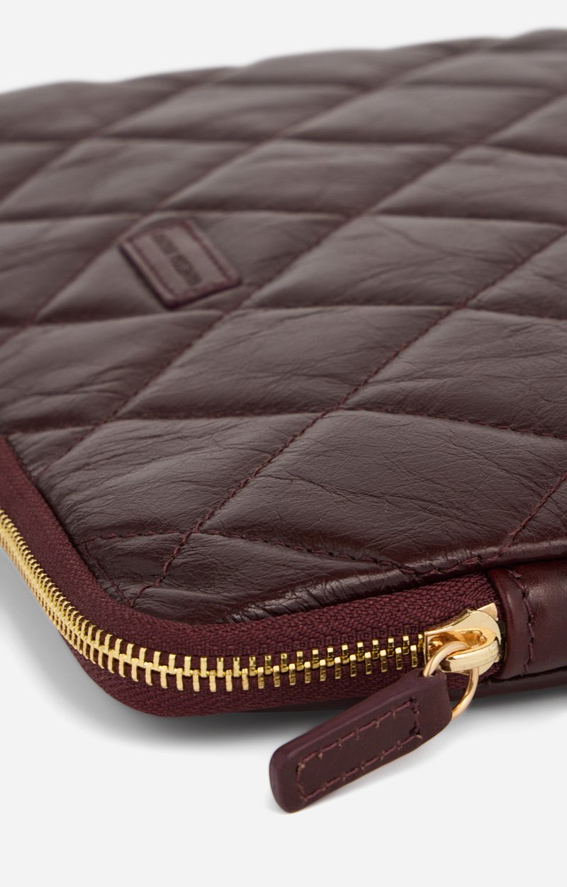 Leather Laptop Sleeve Made in Italy, quilted leather, zippered CHOCOLATE Vanessa Bruno