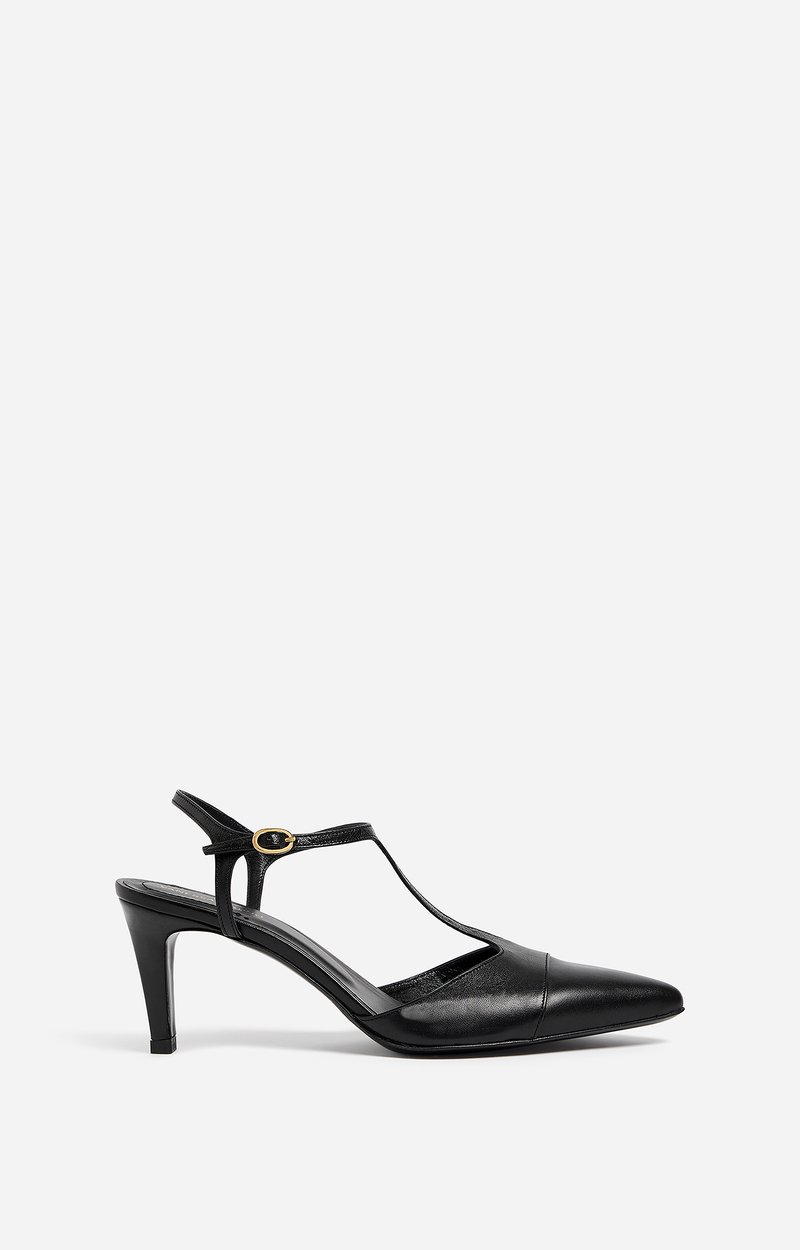 Salom&eacute; Pumps Made of 100% goatskin Black Vanessa Bruno