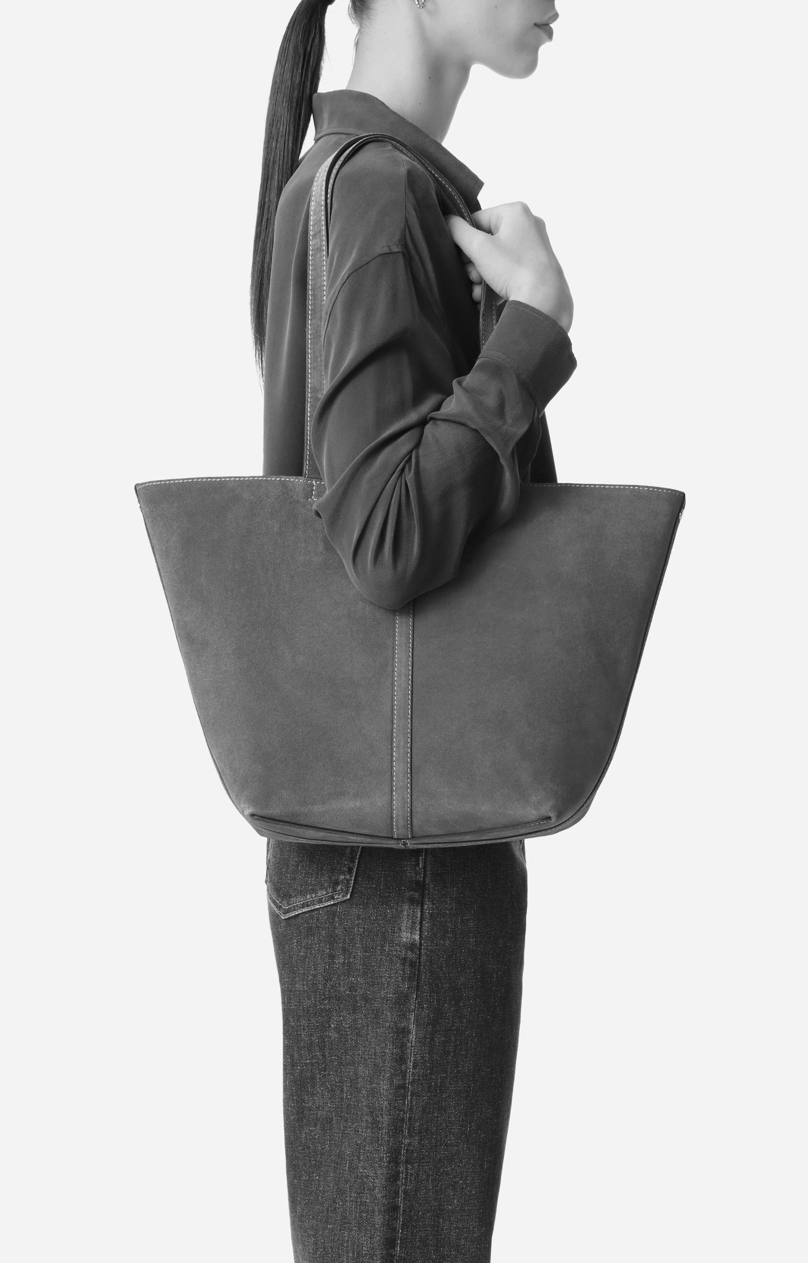 Small Calf Leather Daily Tote Suede leather tote, small size CHOCOLATE Vanessa Bruno