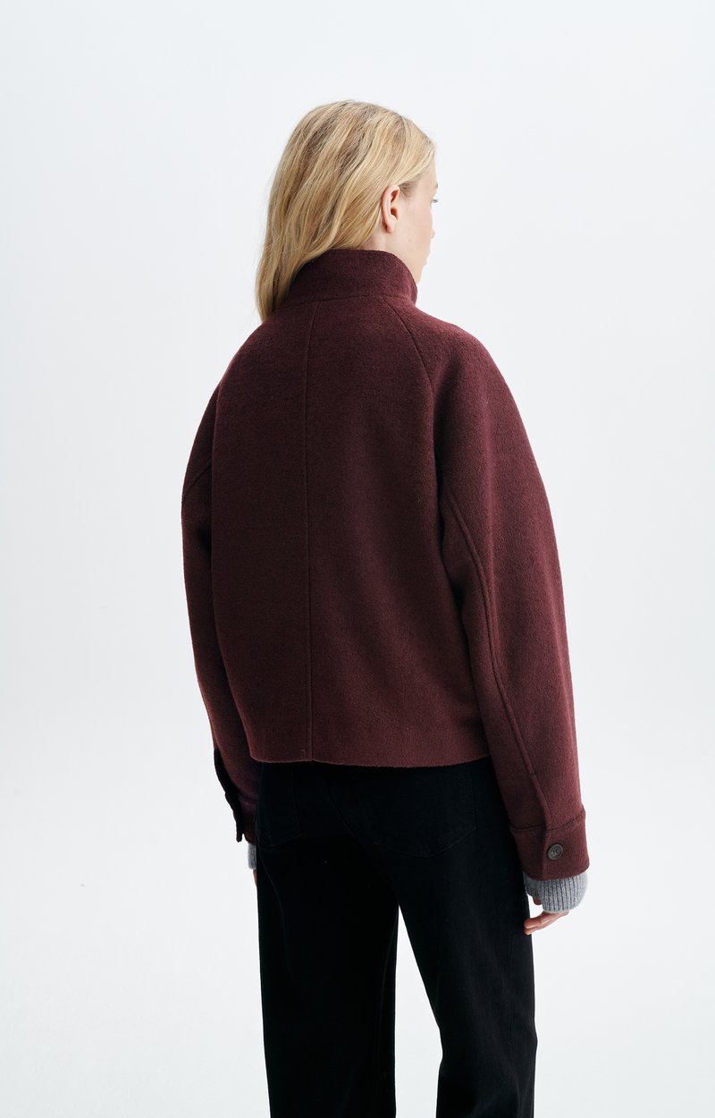 Homer Jacket Short wool-blend boucl&eacute; jacket, stand collar BURGUNDY Vanessa Bruno