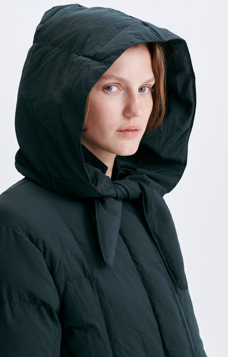 Haruya Padded Coat Long hooded puffer, water-repellent fabric Fir Green Vanessa Bruno