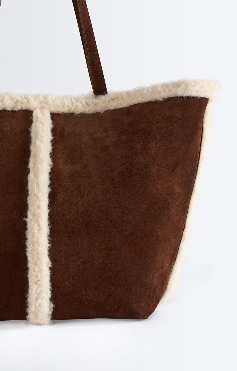 Large Shearling Leather Daily Tote Suede and shearling large tote Classic Brown Vanessa Bruno