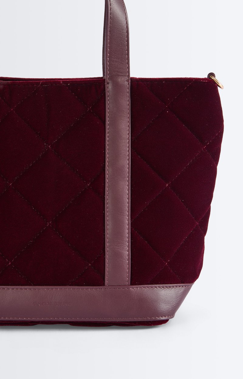 Velvet S Cabas Tote Quilted velvet cabas, removable strap BURGUNDY Vanessa Bruno