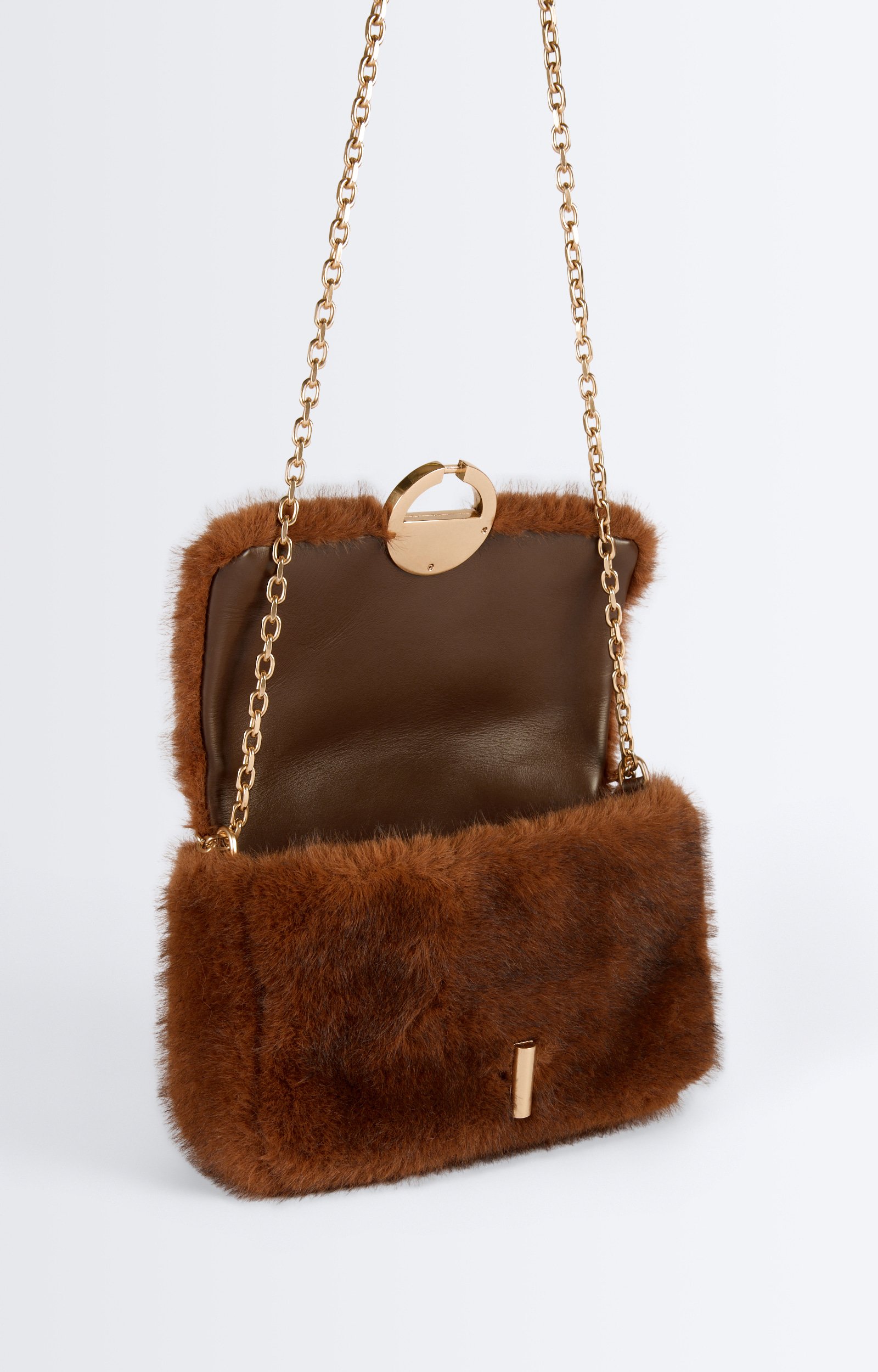 Medium Faux Fur Moon Bag Faux fur Moon bag, gold chain Ginger Vanessa Bruno