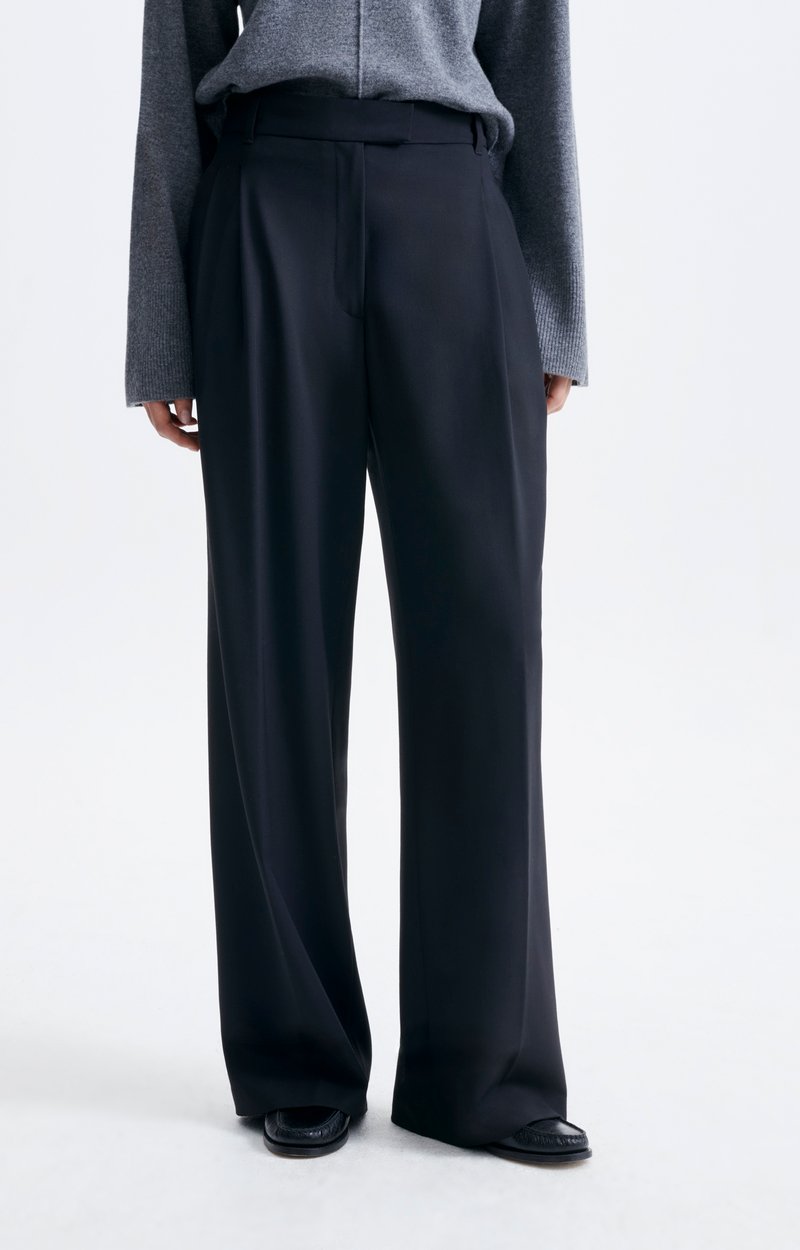 Horea Pants Tailored trousers in stretch gabardine Black Vanessa Bruno