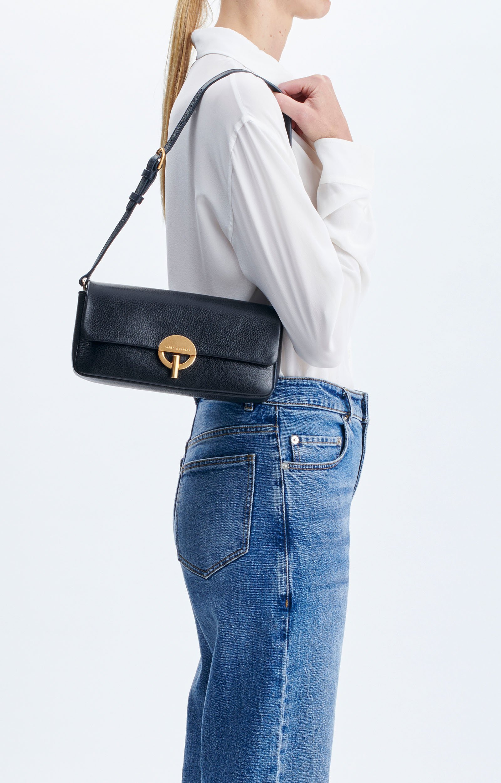Leather Moon Baguette Bag Baguette version of the Moon, leather handle Black Vanessa Bruno