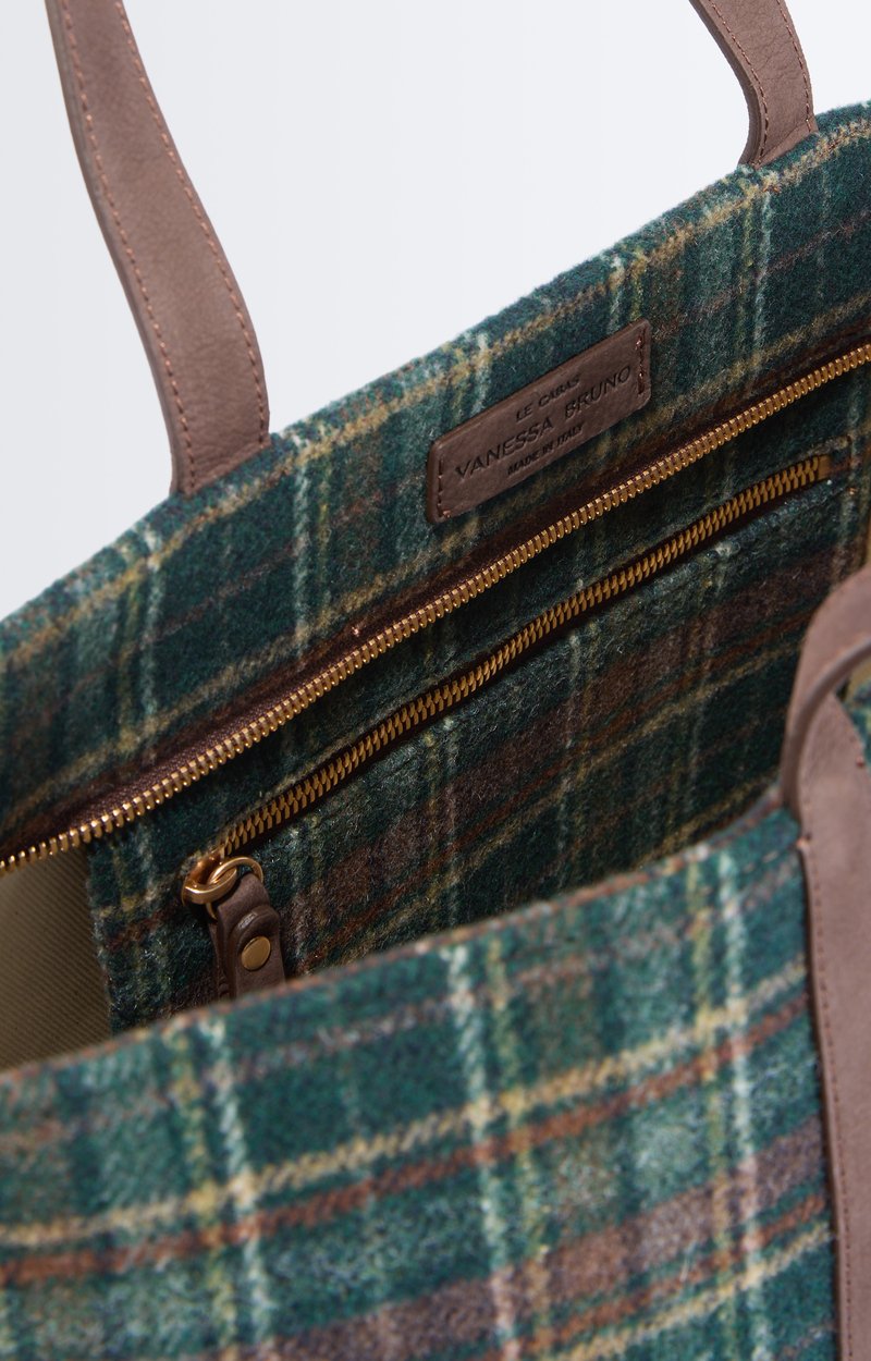 New in New Cabas Tote bags - VANESSABRUNO
